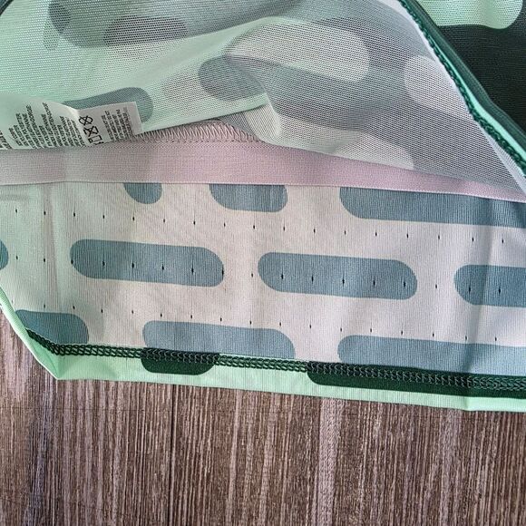 Nike Pro Elite Official Olympics Track & Field Bra Top Small S Green DR5051-341 - Picture 4 of 9